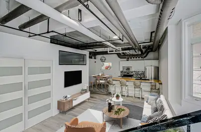 78 St Patrick Street 158, Toronto, On M5t 3k8