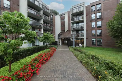 20 Fashion Roseway 415, Toronto, On M2n 6b5