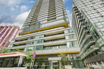 8 Charlotte Street 405, Toronto, On M5v 0k4