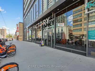 161 Eglinton Avenue E, Toronto, On M4p 1j5