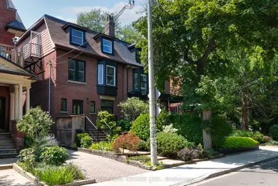 112 Albany Avenue, Toronto, On M5r 3c4
