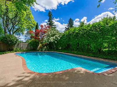 8 Boldmere Crescent, Toronto, On M2j 2r9
