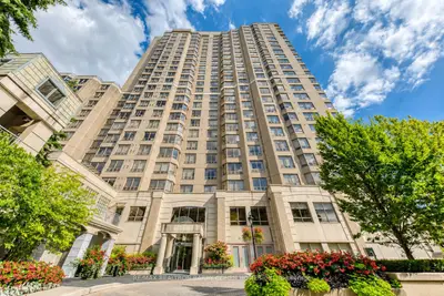 5418 Yonge Street 812, Toronto, On M2n 6x4
