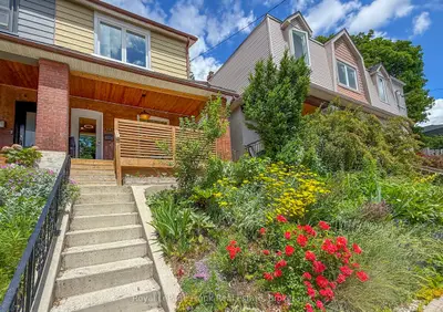 248 Benson Avenue, Toronto, On M6g 2j6