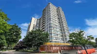 1121 Steeles Avenue W 802, Toronto, On M2r 2w7