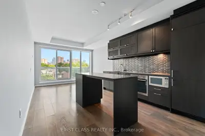 783 Bathurst Street 413, Toronto, On M5s 0a8
