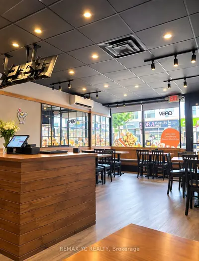620 Bloor Street W Main, Toronto, On M6g 1k7