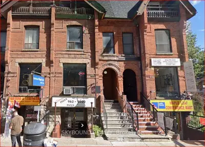 447 Church Street, Toronto, On M4y 2c5