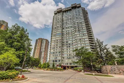 65 Skymark Drive 204, Toronto, On M2h 3n9