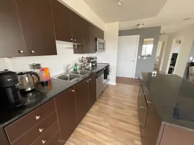 100 Western Battery Road 1709, Toronto, On M6k 3s2