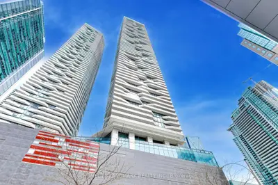 88 Harbour Street 2410, Toronto, On M5j 0c3