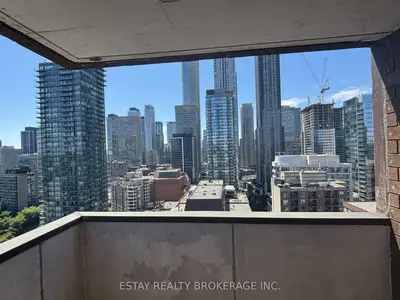 914 Yonge Street 1902, Toronto, On M4w 3c8