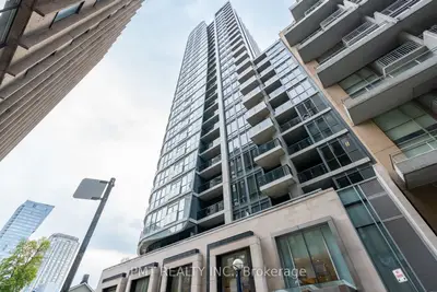 88 Cumberland Street 706, Toronto, On M5r 0c8