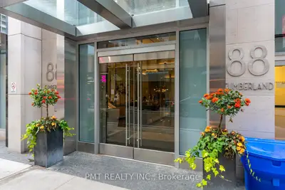88 Cumberland Street 706, Toronto, On M5r 0c8