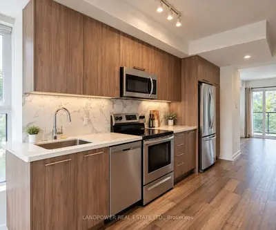 51 Winlock Park 21, Toronto, On M2n 4s2