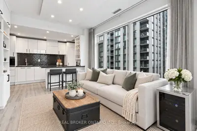 21 Widmer Street 2002, Toronto, On M5v 0b8