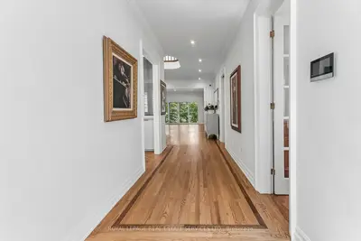42 Rykert Crescent, Toronto, On M4g 2s9