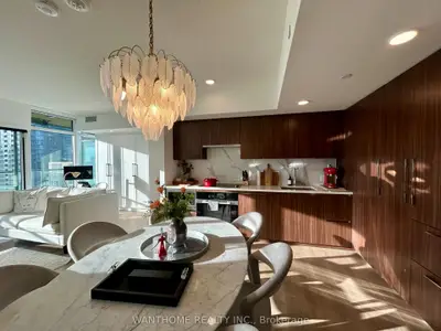 3 Concord Cityplace Way 921, Toronto, On M5v 0x4