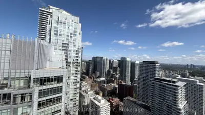20 Soudan Avenue 3701, Toronto, On M4s 0e2