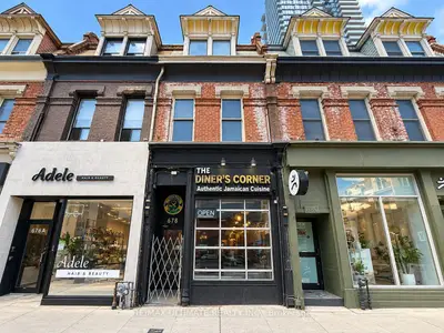 678 Yonge Street 2nd Floor, Toronto, On M4y 2a6