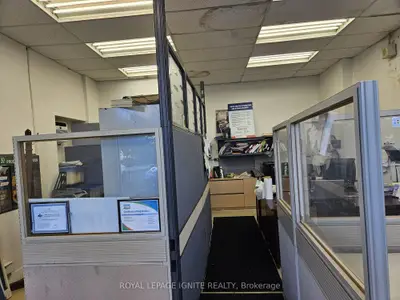 240 Wellesley Street E 103, Toronto, On M4x 1g5