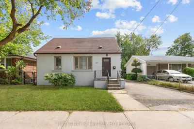 107 FINCH Avenue E, Toronto C14, ON M2N 4R4