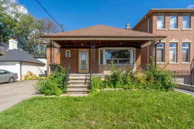 58 Shelborne Avenue, Toronto, On M5n 1z1