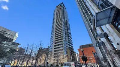 18 Yorkville Avenue 312, Toronto, On M4w 3y8