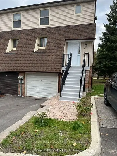 11 Yellow Birch Way, Toronto, On M2h 2s9