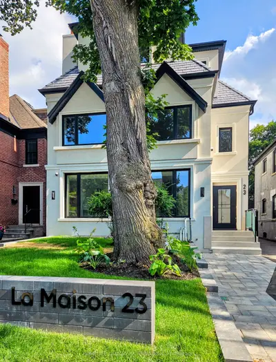 23 Coulson Avenue The Bellagio, Toronto, On M4v 1y3