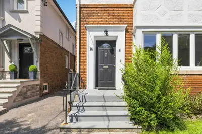 14 Kilbarry Road Main, Toronto, On M5p 1k5