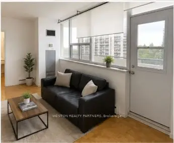 171 Erskine Avenue 704, Toronto, On M4p 2l6