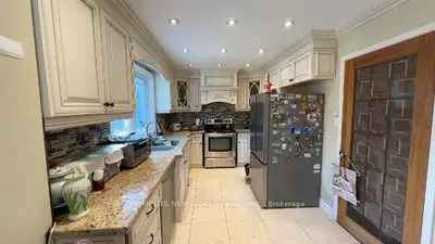 38 Marcelline Crescent Room  2nd Floor, Toronto, On M2k 2v7