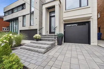 194 Sheldrake Boulevard, Toronto, On M4p 2b5