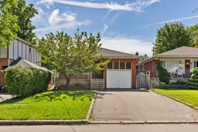 265 Horsham Avenue, Toronto, On M2r 1g5