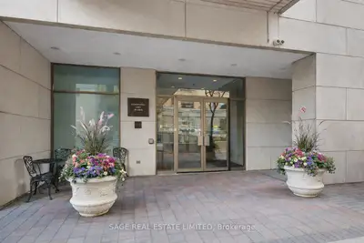 298 Jarvis Street 1108, Toronto, On M5b 2m4