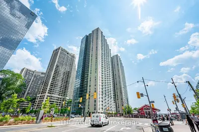 99 Harbour Square 606, Toronto, On M5j 2h2