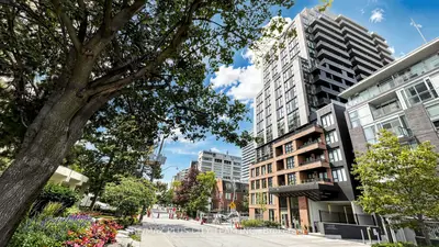 109 Erskine Avenue 204, Toronto, On M4p 0g6