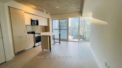 65 Mutual Street 1905, Toronto, On M5b 0e5