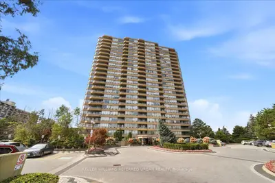 10 Torresdale Avenue 1902, Toronto, On M2r 3v8