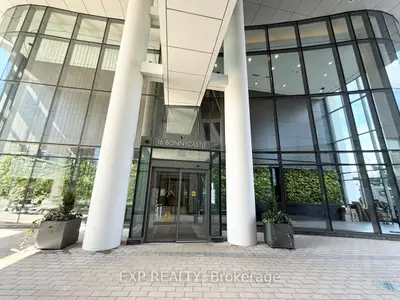 16 Bonnycastle Street 1604, Toronto, On M5a 0c9