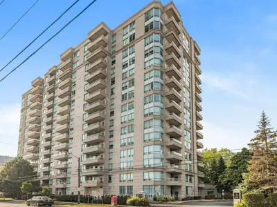 8 Covington Road 1004, Toronto, On M6a 3e5