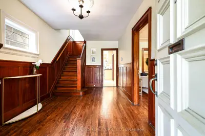 617 Lonsdale Road, Toronto, On M5p 1r8