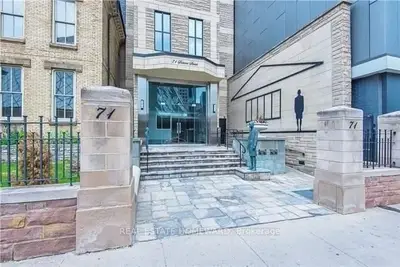 71 Simcoe Street 702, Toronto, On M5j 2s9