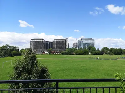988 Sheppard Avenue W 30, Toronto, On M3h 2t6