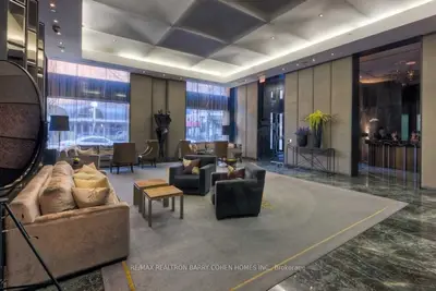 118 Yorkville Avenue 703, Toronto, On M5r 1c2