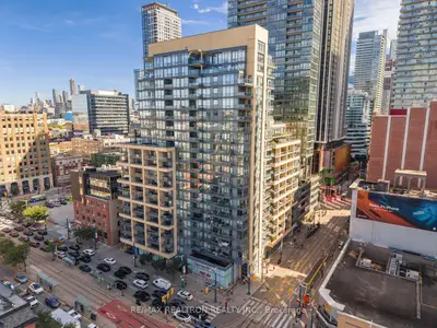 438 King Street 904, Toronto, On M5v 3t9