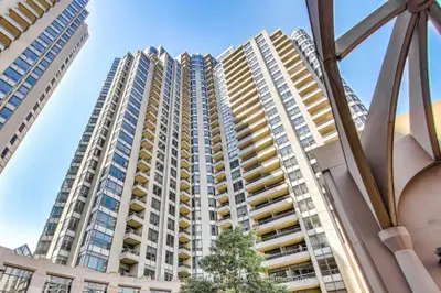 5 Northtown Way 411, Toronto, On M2n 7a1