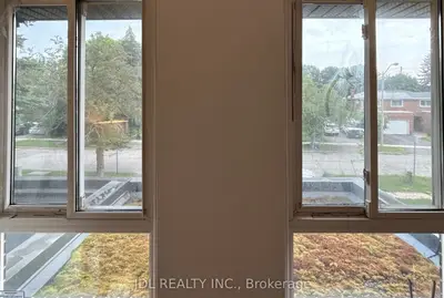 80 Mosedale Cres Crescent Master Bedroom 2nd Floor, Toronto, On M2h 2l7