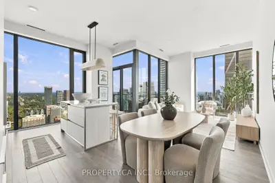 8 Cumberland Street 5104, Toronto, On M4w 0b6